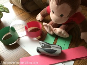 Christmas countdown chain activity with Melk the Christmas Monkey. www.GoldenReflectionsBlog.com